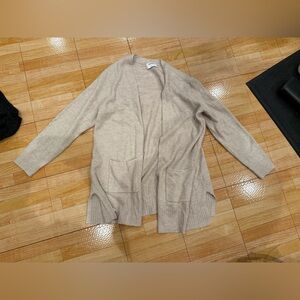 Old Navy Women's Light Tan Cardigan Sweater